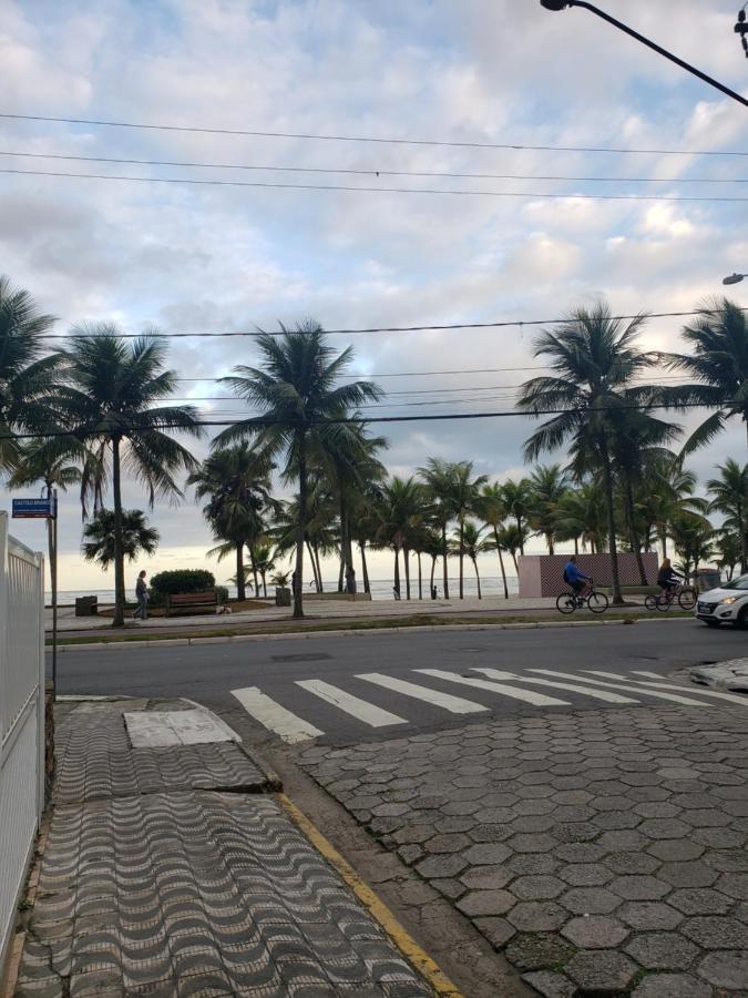 Apartamento Beira-Mar Na Praia Da Aviacao Прая-Гранди Экстерьер фото